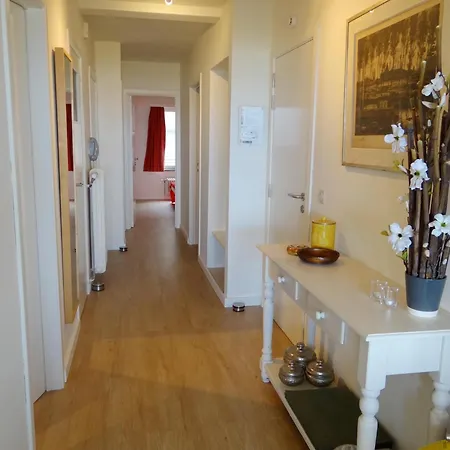 Apartment In Nieuwpoort With Sea View Ньивпорт