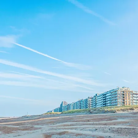 In With Sea View شقة